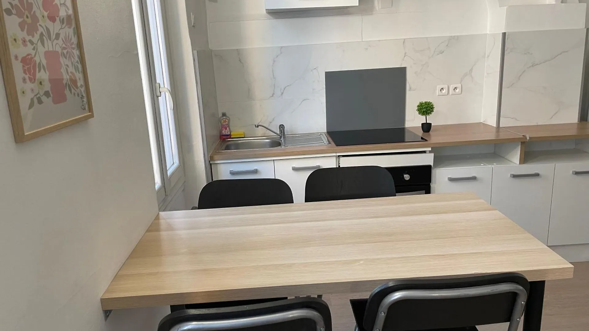 Joli Appartement 2 Pieces Proche Gare St Charles Marseille