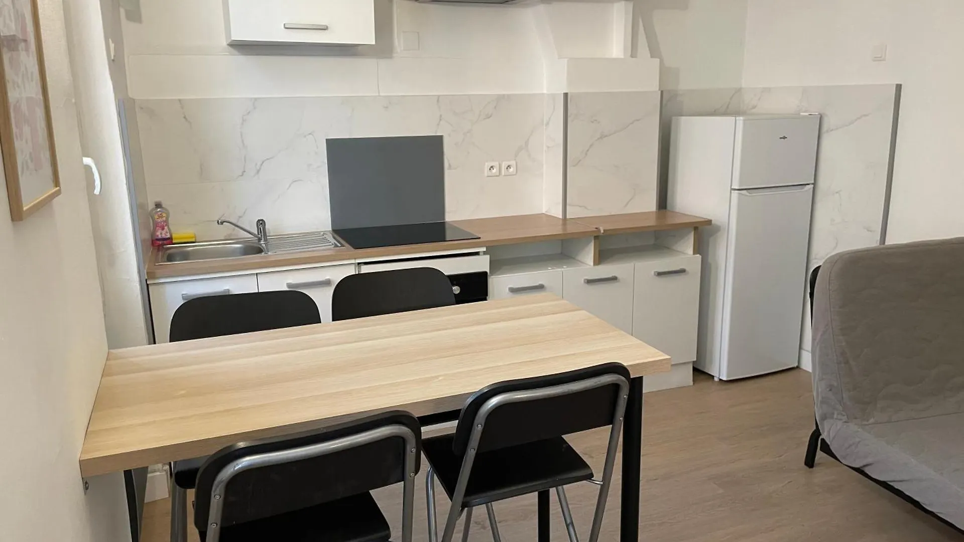 Joli Appartement 2 Pieces Proche Gare St Charles Marseille