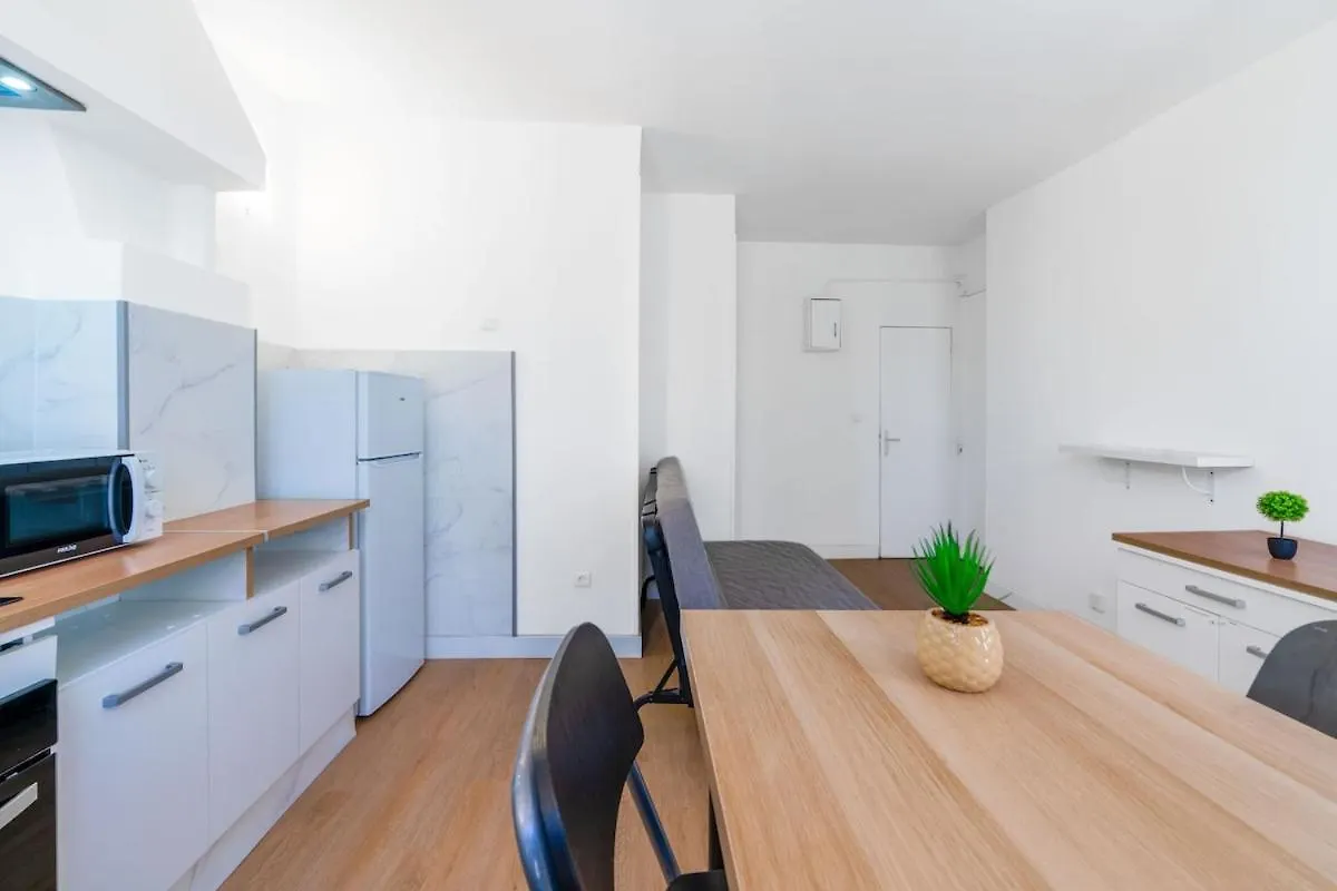 Joli Appartement 2 Pieces Proche Gare St Charles Marseille