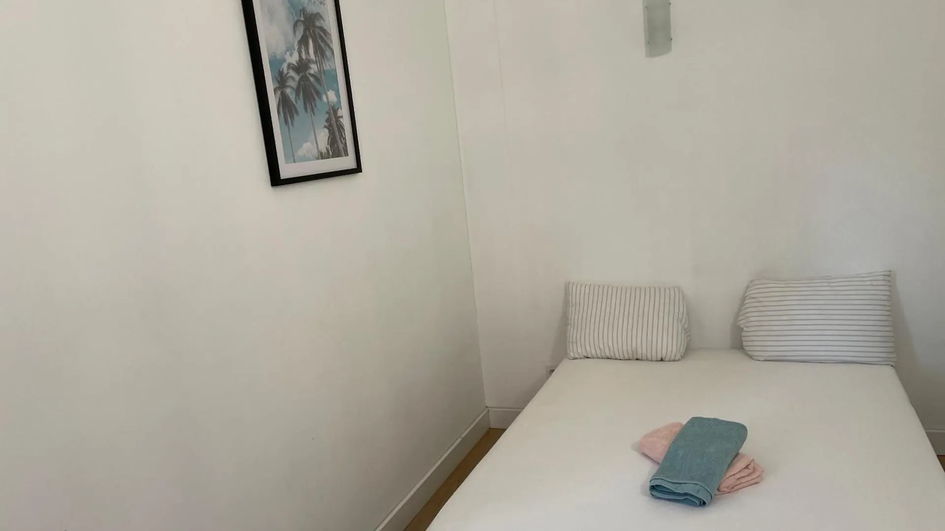Joli Appartement 2 Pieces Proche Gare St Charles Marseille 0*,  France
