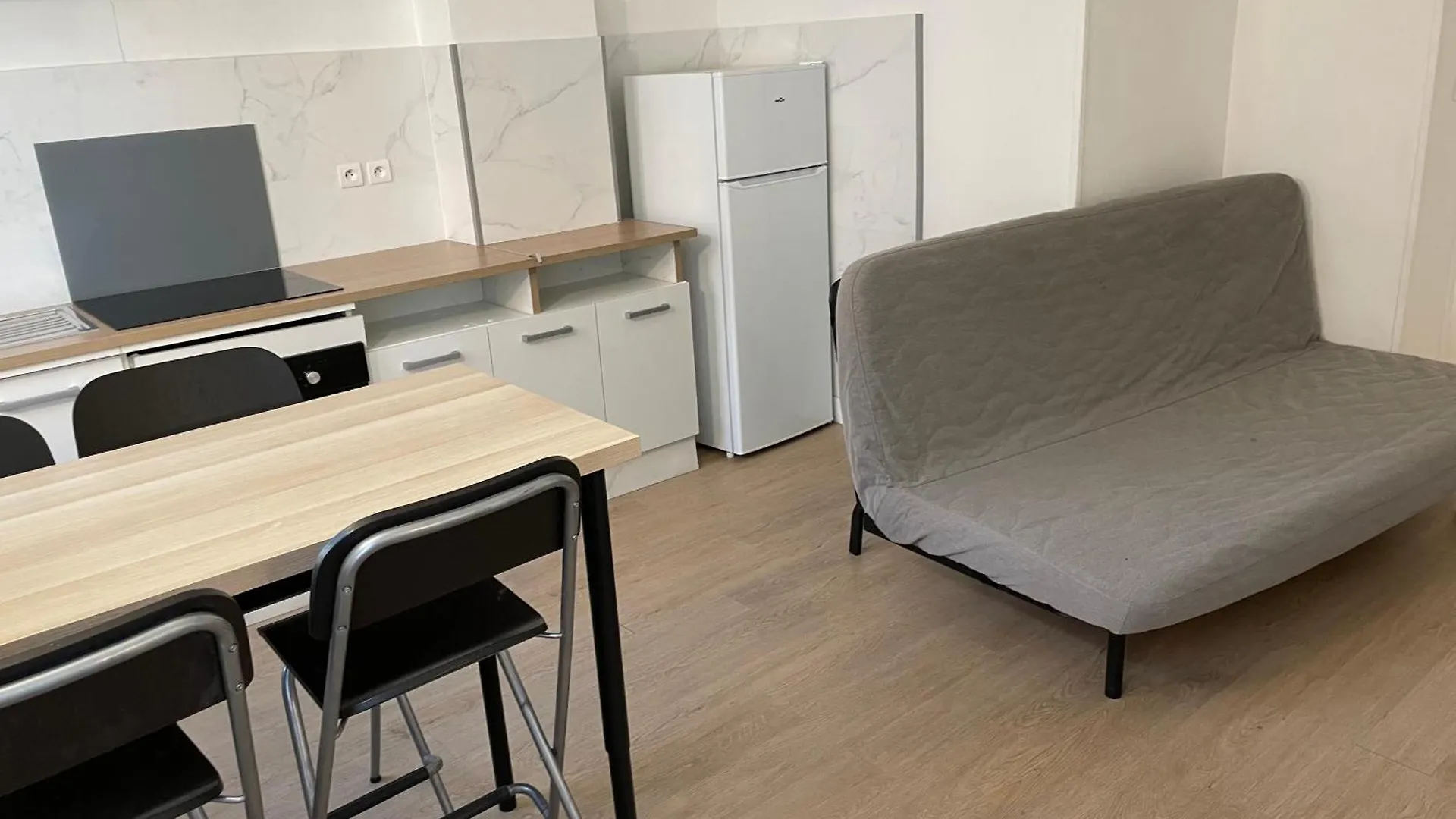 Joli Appartement 2 Pieces Proche Gare St Charles Marseille